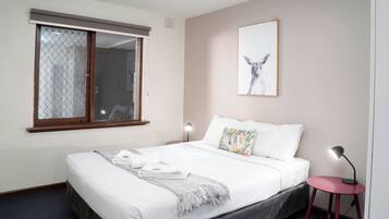 1 bedroom, desk, iron/ironing board, free WiFi