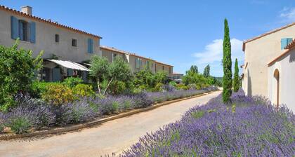 Nice home in Saint-Laurent-de-la-Ca