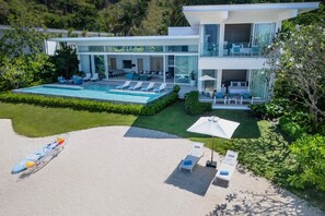 Front of property - Villa ANDA (Kamala)
