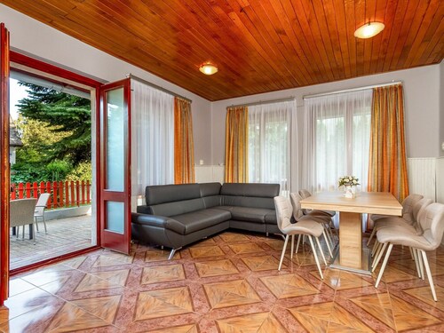 Stunning private villa for 6 guests with TV and terrace