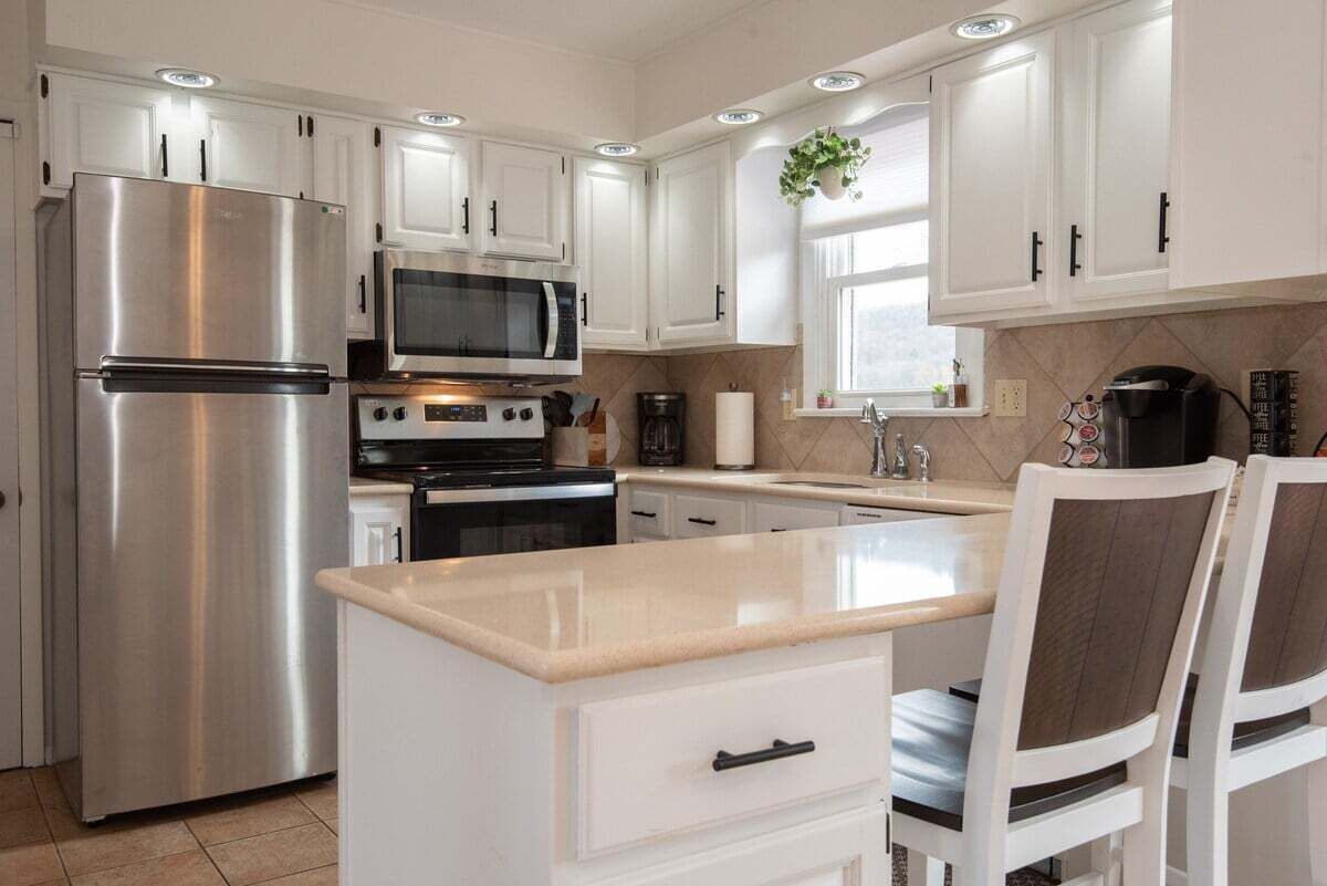 冰箱、微波炉、烤箱、炉灶