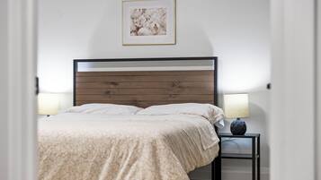 2 chambres, bureau, accès au Wi-Fi (inclus), literie fournie