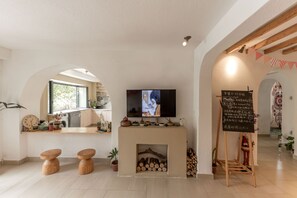 Reception - Distant Mountain Guesthouse (Shenzhen)