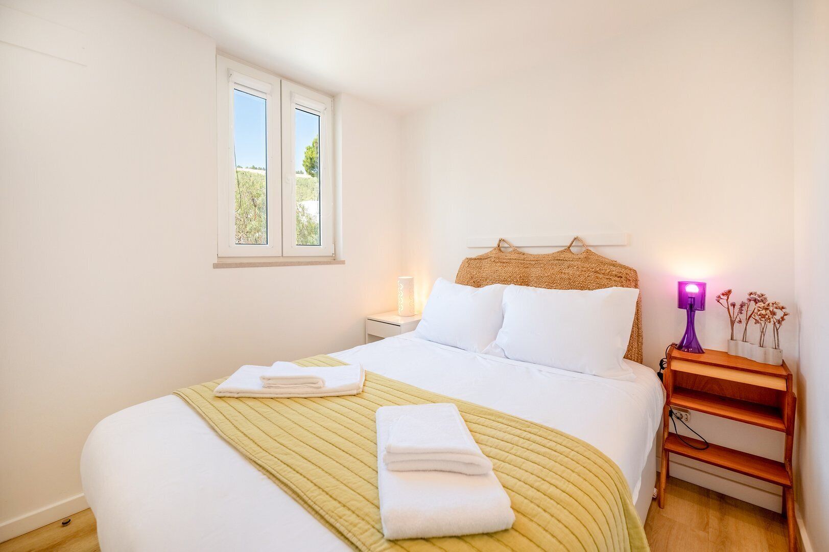 Fer et planche à repasser, accès Internet, draps fournis