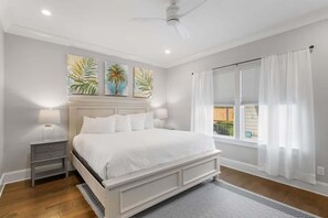 4 chambres, fer et planche à repasser, Wi-Fi gratuit, draps fournis