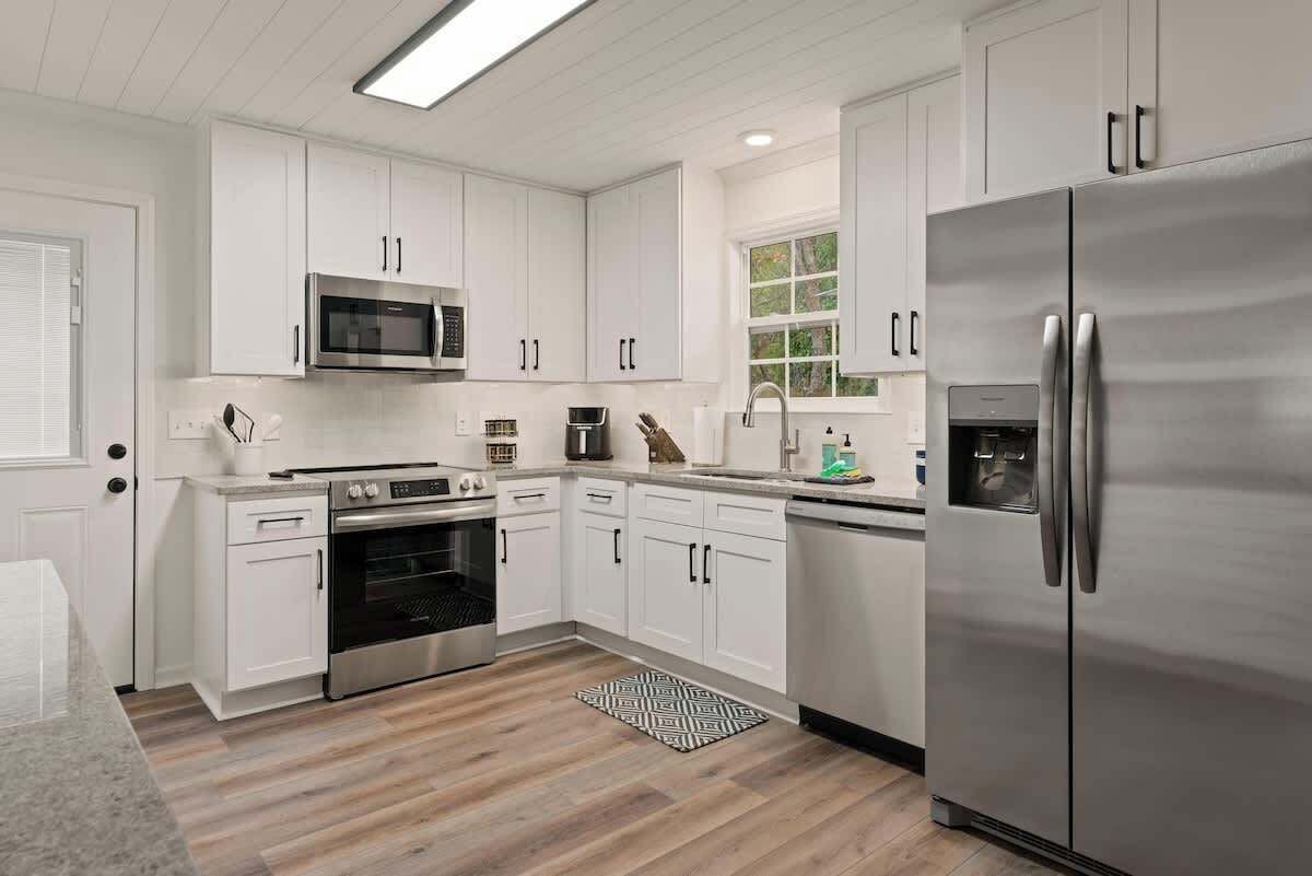 Microwave, oven, stovetop, dishwasher