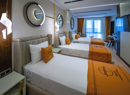 Elysian Airport Hotel - Image 27