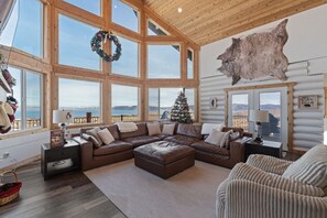 Smart TV, fireplace, video games