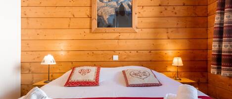 3 chambres, Wi-Fi gratuit, draps fournis
