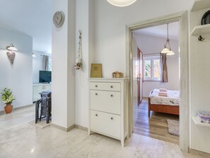 1 camera, Wi-Fi gratuito