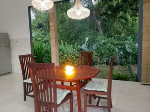 Outdoor dining
