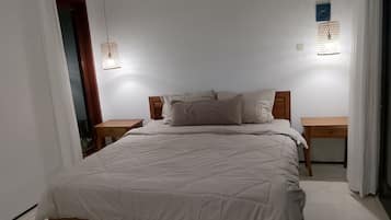 2 chambres, fer et planche Ă  repasser, Wi-Fi, draps fournis