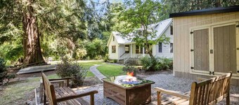 Spectacular Riverfront Setting, Pet Friendly, EV Charger, Fire-Table, Sauna, BBQ Overlooking River