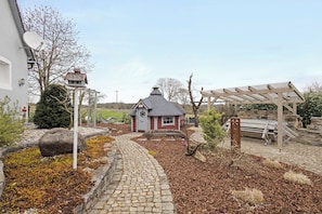 Property grounds - Apartment 'Stub'n Ludwig' with Shared Terrace, Shared Garden and Wi-Fi (Waischenfeld)