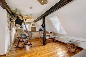 TV - Apartment 'Stub'n Ludwig' with Shared Terrace, Shared Garden and Wi-Fi (Waischenfeld)