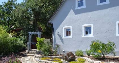 Ferienwohnung 'Stub'n Rettl' mit gemeinsamer Terrasse, gemeinsamem Garten und WLAN