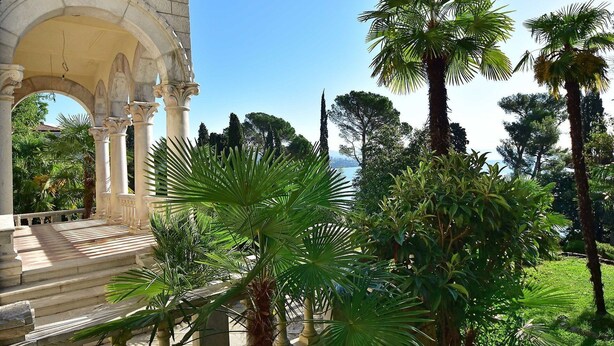 Property grounds - Beautiful apartment in villa for 4 people with WIFI, A/C and TV (Rijeka)