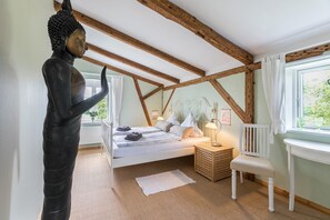 2 chambres, fer et planche à repasser, Wi-Fi gratuit, draps fournis