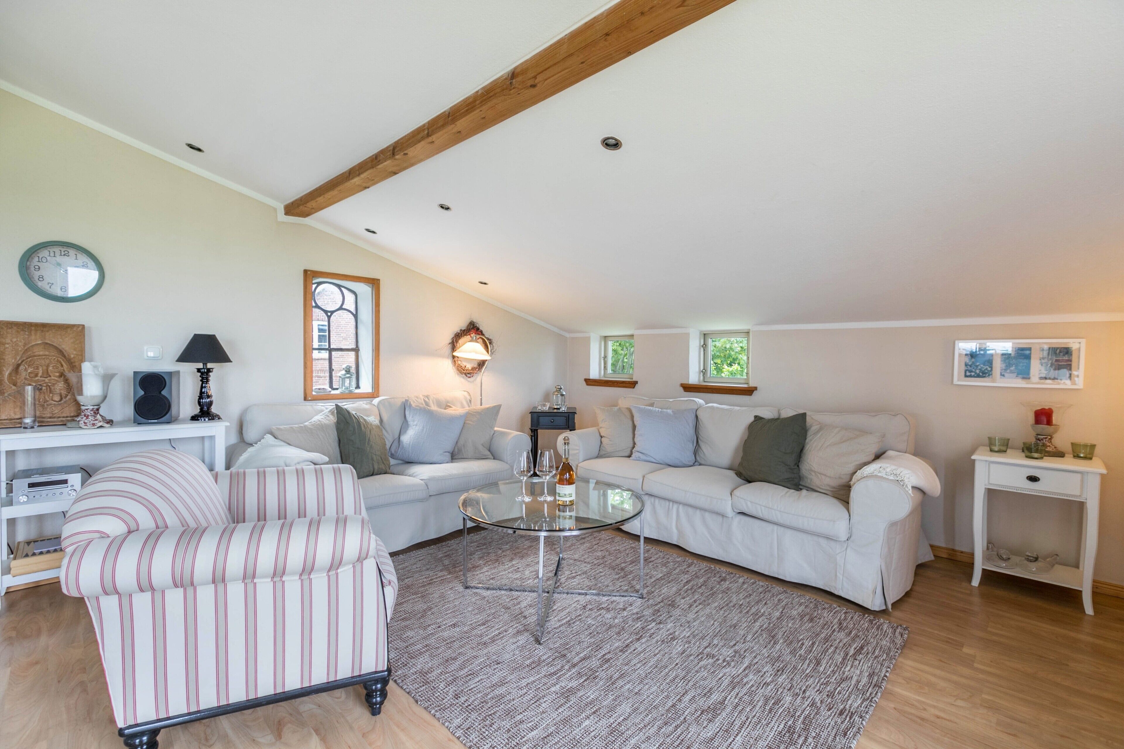 Télévision, chaîne hi-fi