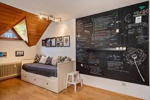 1 chambre, fer et planche à repasser, Wi-Fi gratuit, draps fournis