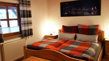 2 bedrooms, free WiFi, bed sheets