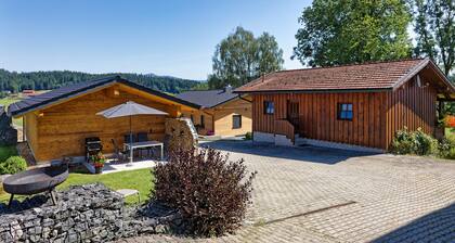 Holiday Home 'Ferienhaus Breit' with Mountain View, Private Terrace and Wi-Fi