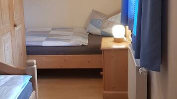 2 slaapkamers, een bureau, gratis wifi, beddengoed