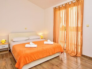 2 bedrooms, free WiFi