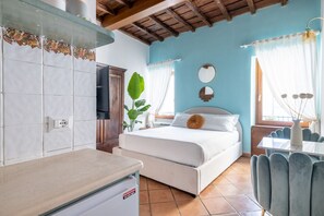 1 chambre, bureau, Wi-Fi, draps fournis