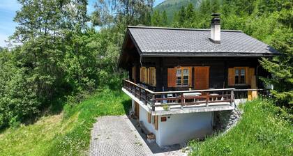 Alleinstehendes Ferienhaus mit W-LAN, TV, Innenhof, Haustiere erlaubt, Panoramablick, Parkplatz