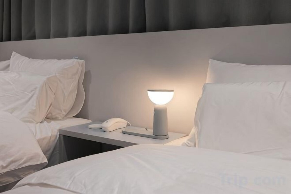 Premium bedding, free WiFi, bed sheets