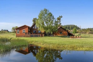 Exterior - Charming Cabana Dichoso: Hot Tub, Game Room, Private Pond, Pet-Friendly and Stunning Mountain Views! (Pagosa Springs)