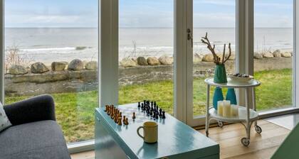 "Ofrath" - 5m from the sea by Interhome