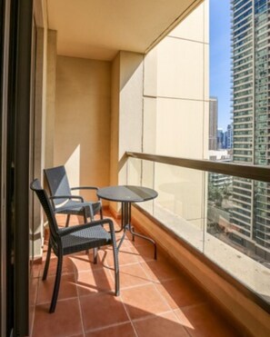 標準公寓 | 陽台