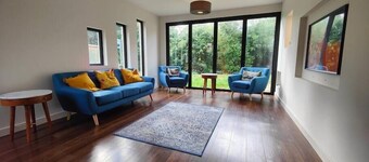 Heathlands 4bed House