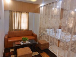 Suíte superluxo | Camas com colchões pillow-top, cofres nos quartos, escrivaninha