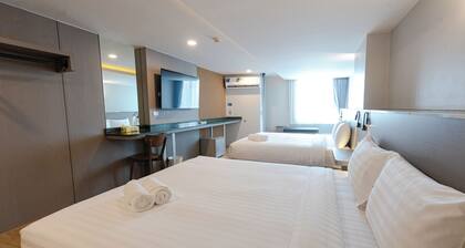 One Budget Hotel Tak Maesot