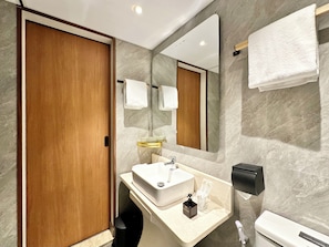 Đồ dùng nhà tắm miễn phí