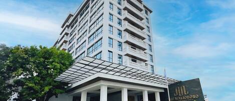 Fachada de la propiedad