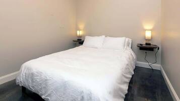 3 dormitorios, tabla de planchar con plancha, cuna de viaje y wifi