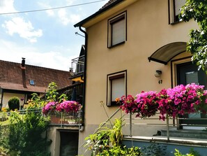 Exterior - Entspannung für die Ganze Familie + Haustier in Dieser Friedlichen Unterkunft (Neudrossenfeld)