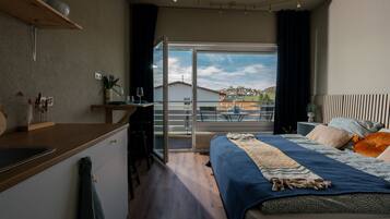 1 bedroom, in-room safe, iron/ironing board, free WiFi