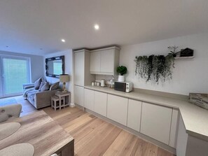 Interior - 2 Bed Ground floor flat with garden (Oxfordshire)