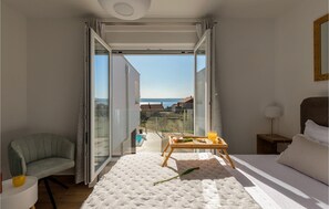 3 camere, ferro/asse da stiro, Wi-Fi gratuito, lenzuola