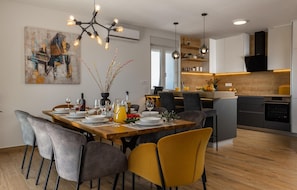 Dining - Seaview villa Deep Green in Maslenica (Maslenica)