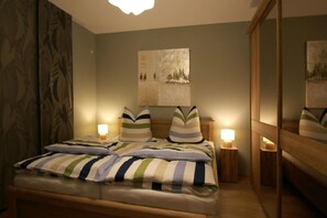 2 bedrooms