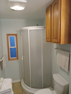 Towels, toilet paper