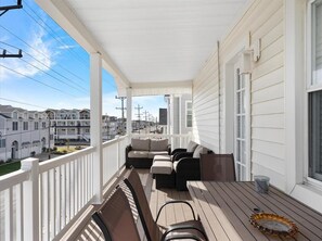 Outdoor dining - 4602 Central Avenue, Sea Isle City - Top Floor! (Sea Isle City)