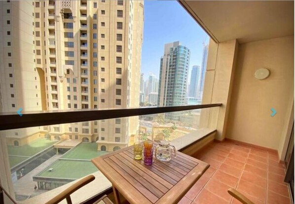 컴포트 스튜디오 | 발코니