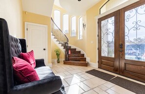 Luxury Villa | Living area | Computer monitors, printers - BIZI near Galleria Mall (Houston)